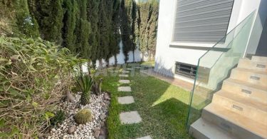 Location d'une villa moderne vide de 240 m² à Founty 2, Agadir - 15 000 DH