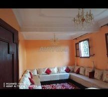 Locations de vacances à Agadir : Appartement 5+1 à 350 DH, proche de la gare et du marché d'Hay Massira.
