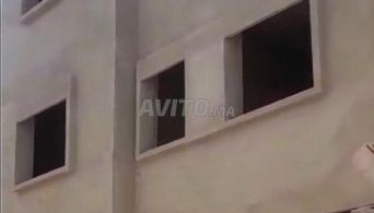 Maison à vendre à Agadir, quartier Al-Batwar, 2 chambres, 67 m², 1 600 000 DH.
