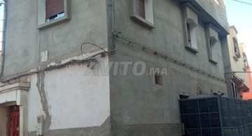 Maisons à vendre à Agadir, secteur Al-Rachid, 4 pièces, 40 m² – Prix sur demande.