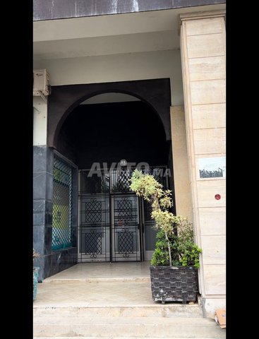 Opportunité Rare : Local Prestigieux de 750 m² à Vendre au Centre-Ville d'Agadir - 1 600 000 DH