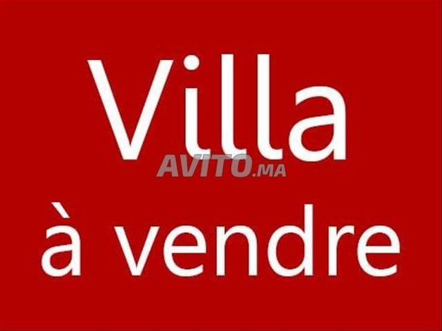 Villas et Riads à Agadir : Villa à Biougra de 730 m² avec jardin et piscine – 1 120 000 DH